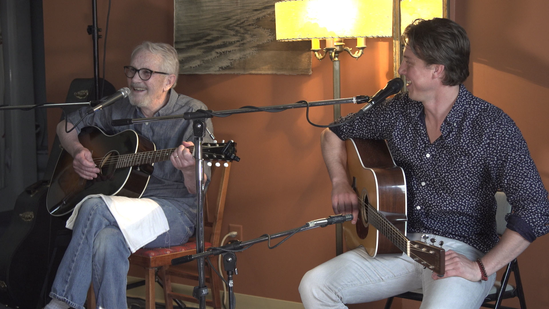 Ron Schuster performs a house show
